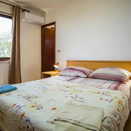 Family Friendly Seaside Dingac - Borak, Peljesac - 18065 Potomje