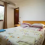 Family Friendly Seaside Dingac - Borak, Peljesac - 18065 Potomje