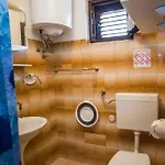 Family Friendly Seaside Dingac - Borak, Peljesac - 18065 Potomje