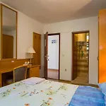 Family Friendly Seaside Dingac - Borak, Peljesac - 18065