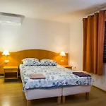 Family Friendly Seaside Dingac - Borak, Peljesac - 18065 * Potomje