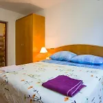 Family Friendly Seaside Dingac - Borak, Peljesac - 18065 Potomje
