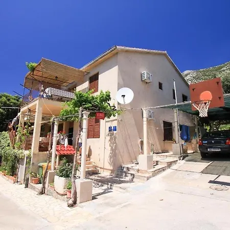 Apartment Family Friendly Seaside Dingac - Borak, Peljesac - 18065 *