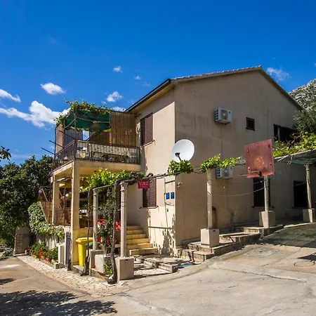 Apartamento Family Friendly Seaside Dingac - Borak, Peljesac - 18065