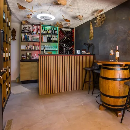 Family Friendly Seaside Dingac - Borak, Peljesac - 18065 Apartamento