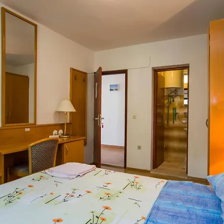 Family Friendly Seaside Dingac - Borak, Peljesac - 18065