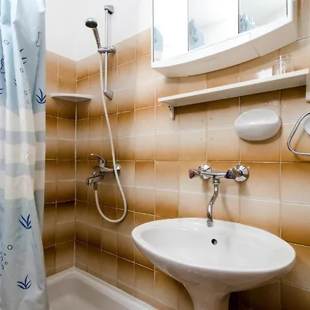Apartment Family Friendly Seaside Dingac - Borak, Peljesac - 18065 Potomje