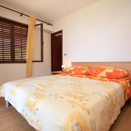 Family Friendly Seaside Dingac - Borak, Peljesac - 18065 Apartment