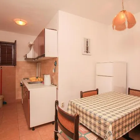 Family Friendly Seaside Dingac - Borak, Peljesac - 18065 Potomje