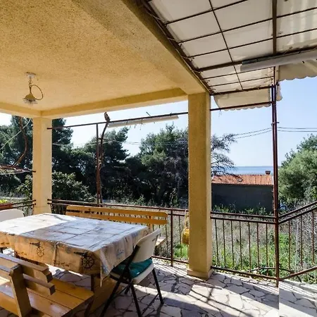 Family Friendly Seaside Dingac - Borak, Peljesac - 18065 Apartment Potomje