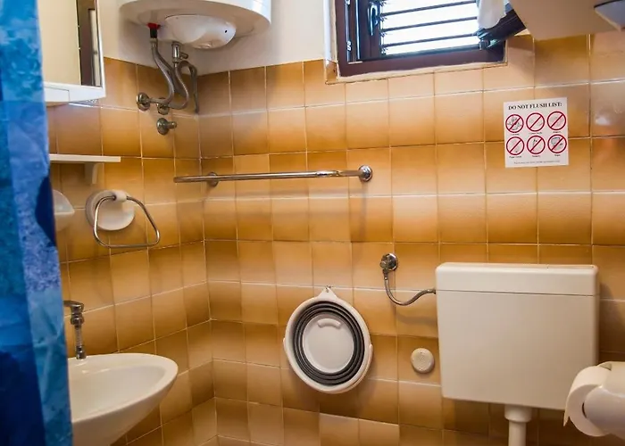 Family Friendly Seaside Dingac - Borak, Peljesac - 18065 Potomje